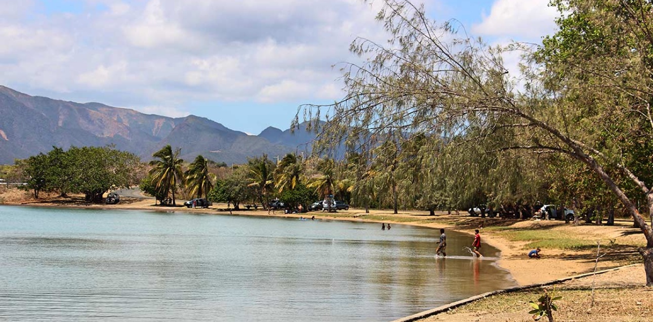 Plage de Gatope Vook